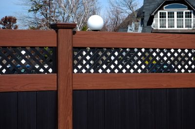 black-and-wood-grain-vinyl-pvc-fence-illusions-sq2