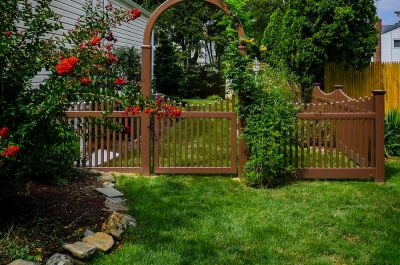 brown-pvc-vinyl-picket-illusions-fence-and-arbor